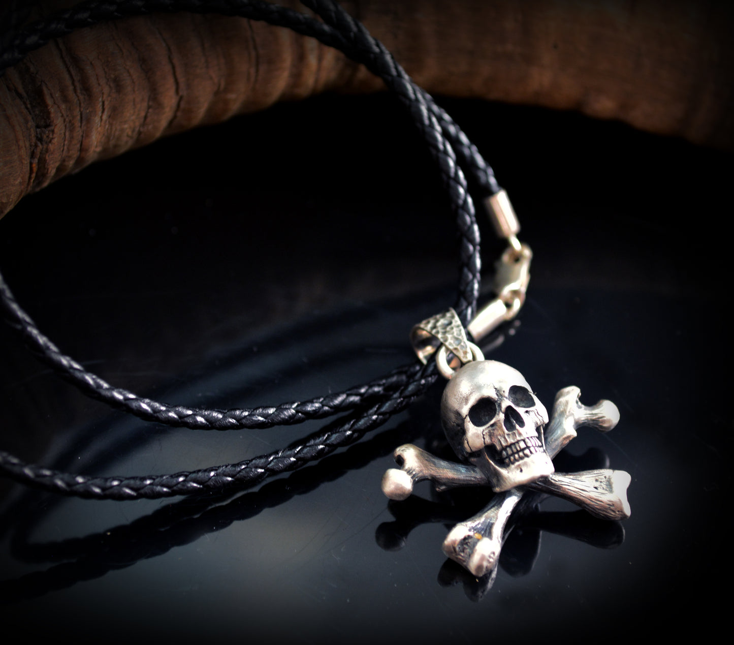 Silver Skull and Crossbones Pendant, Jolly Roger Necklace, Realistic Pirate Skull, Memento Mori