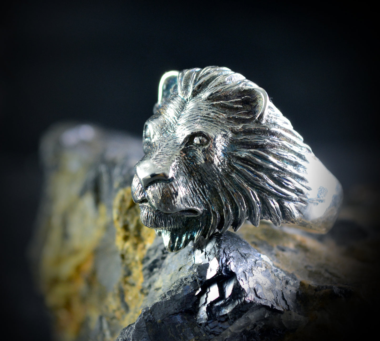 Löwenring handgefertigt aus 925er Sterlingsilber, Löwentotemring