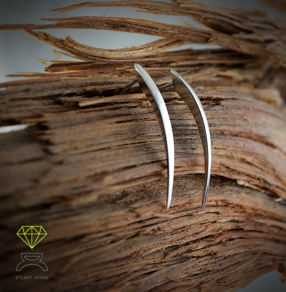 Pendientes plata colmillos de serpiente, Pendientes largos de aguja, Pendiente artesanal, Joyería minimalista, Joyería contemporánea - D´Cast