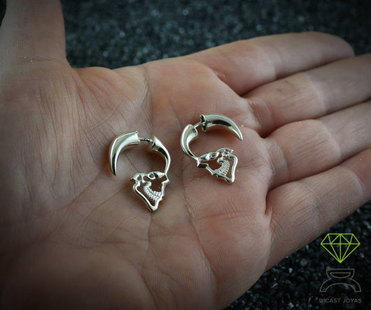 925 silver skull hoop earring, Skull profile hoop, Fake plug, Men's earrings, Gothic jewelry. handmade earring