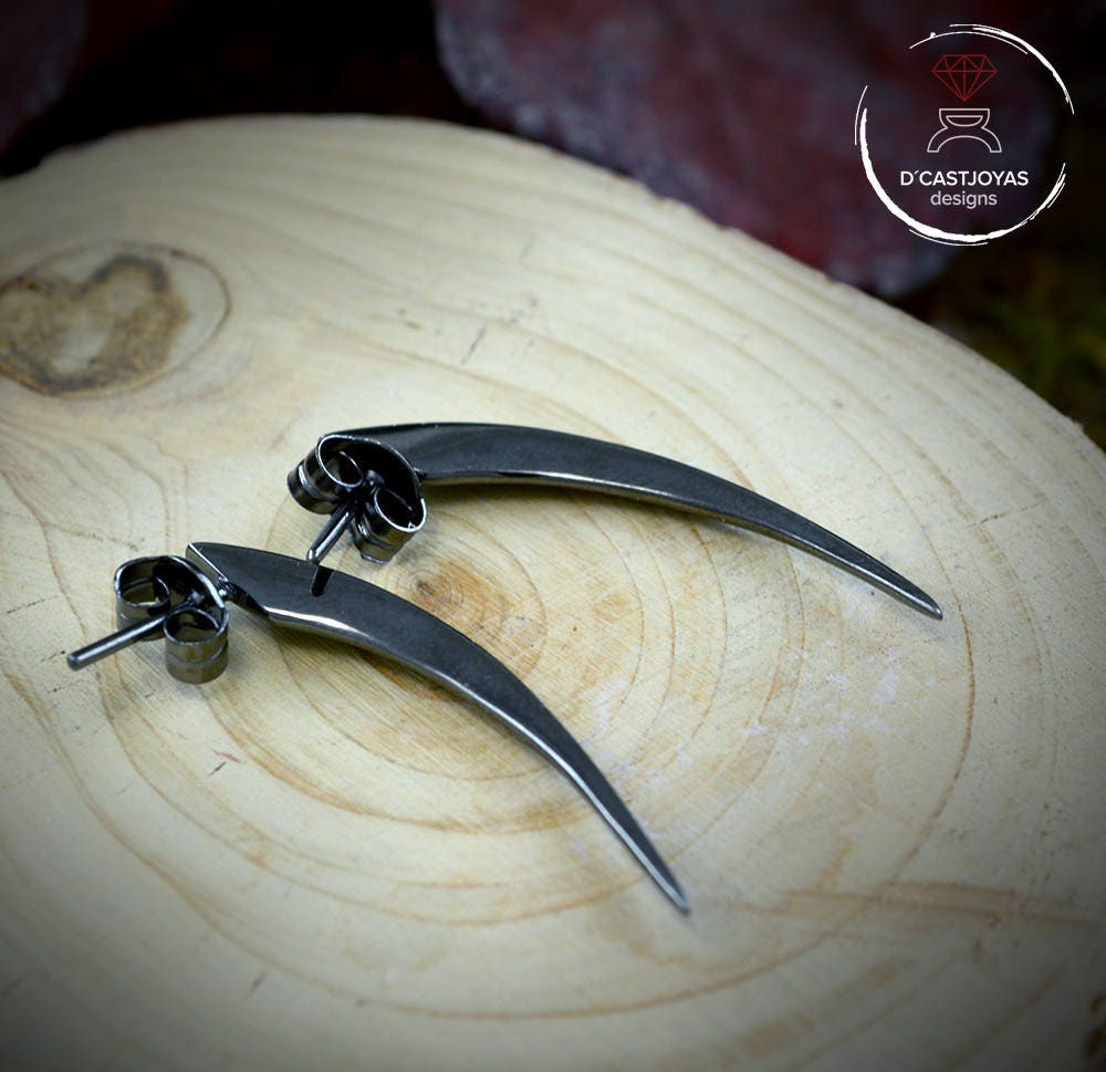 Pendientes plata colmillos de serpiente, Pendientes largos de aguja, Pendiente artesanal, Joyería minimalista, Joyería contemporánea - D´Cast