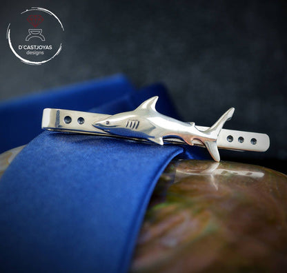 Silver Shark tie clip, Men's accessories, Handmade silver tie clip, Ocean jewelry, Nautical