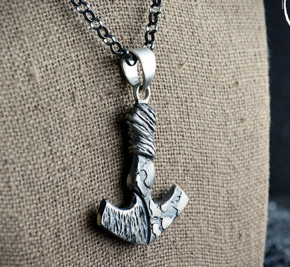 Hammered Texture Viking Amulet Necklace, Mjolnir Silver Pendant