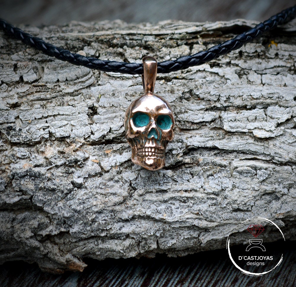 Colgante calavera en bronce macizo, Cráneo de bronce grande, Colgante gótico, Colgante artesanal, Regalo para él, Joyería de motorista - D´Cast