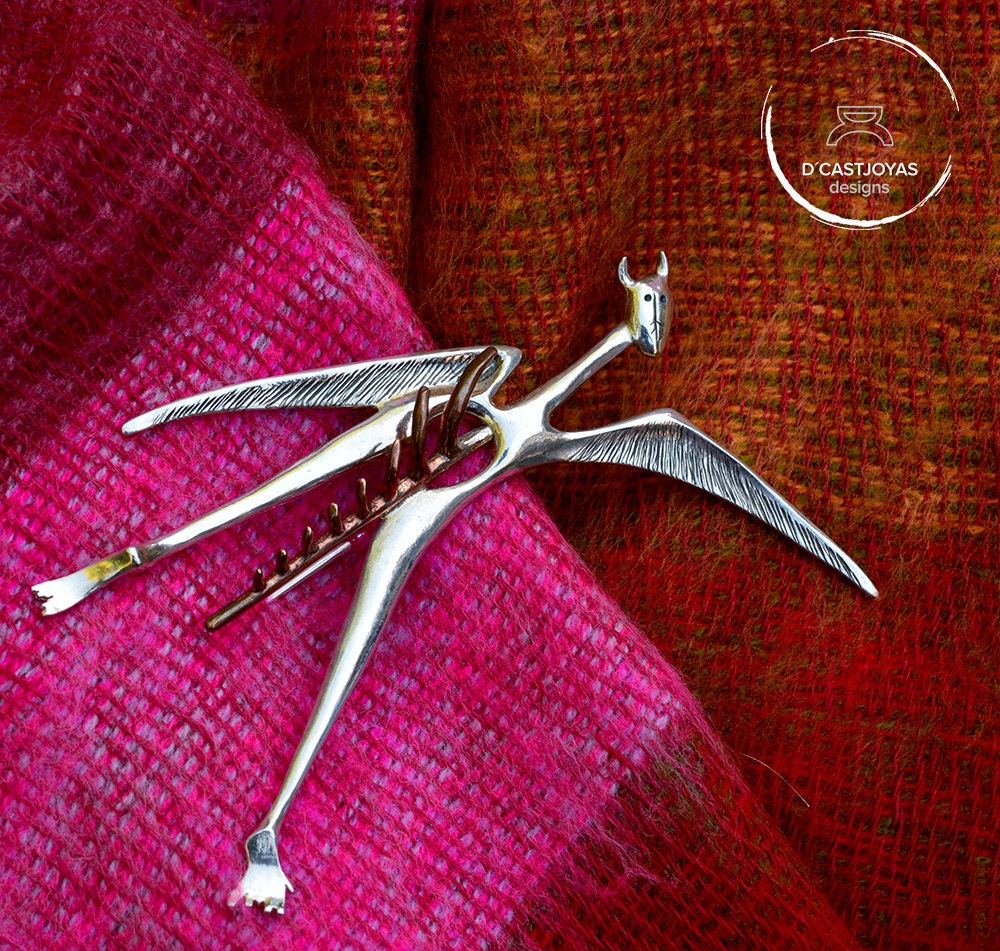 Broche plata Animal fantástico, Broche de plata y bronce, Joyería artística, Joyería contemporánea, Animal mitológico, Broche artesanal - D´Cast