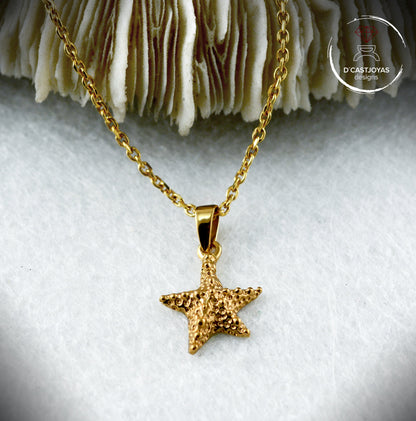 Colgante estrella de mar pequeña hecho a mano en plata, Estrella dorada - D´Cast