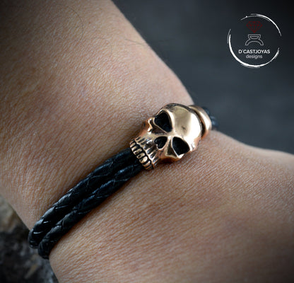 Bronze and leather skull bracelet, Leather and bronze bracelet, Skull jewelry, Biker jewelry, Urban style bracelet