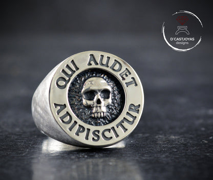 Anillo sello con calavera Memento Mori, Anillo sello hecho a mano en plata de ley, Anillo calavera para hombre - D´Cast