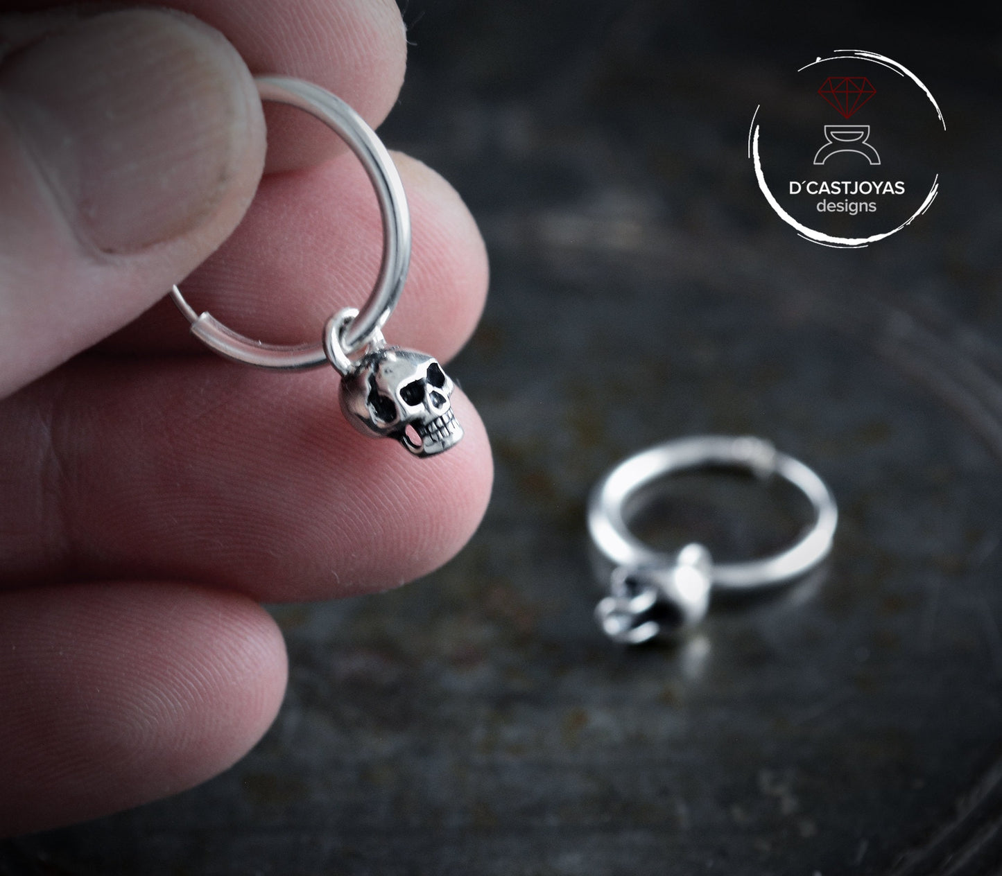 Aros calavera diminuta en plata de ley para hombre y mujer - D´Cast