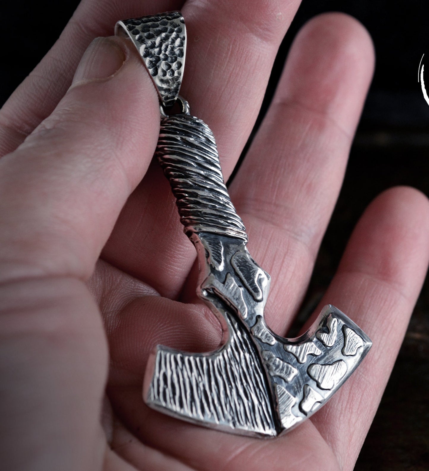 Colgante vikingo de plata maciza Mjolnir para hombre, Hammer Thor con texturas oxidadas, amuleto vikingo - D´Cast