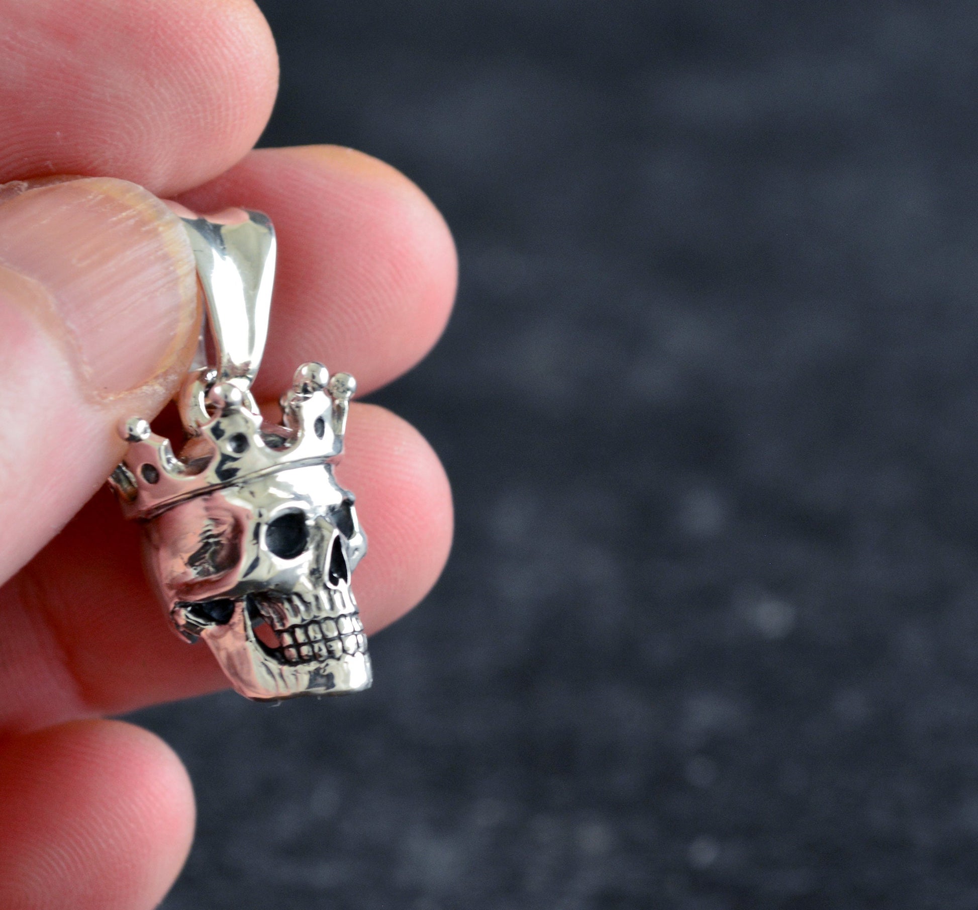 Colgante calavera  rey grande  plata maciza 925 - D´Cast