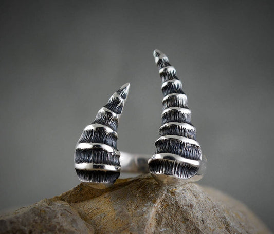 Dragon horn silver ring, Dragon open ring, Handmade ring, Dragon bone, Gothic jewelry, Unisex jewelry, Urban style