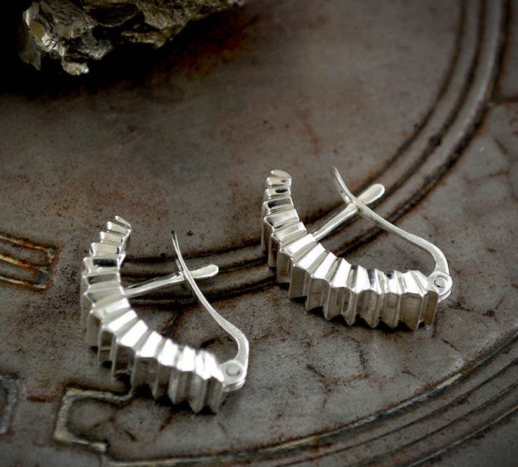 Silver half hoop earrings, Zigzag hoops, Contemporary jewelry, Gift for her, Minimalist style, Handmade earrings