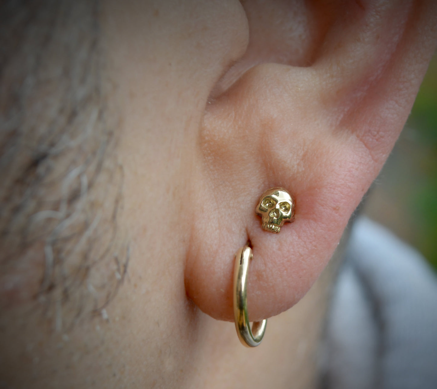 Piercing calavera diminuta en oro sólido de 14k y 18k - D´Cast