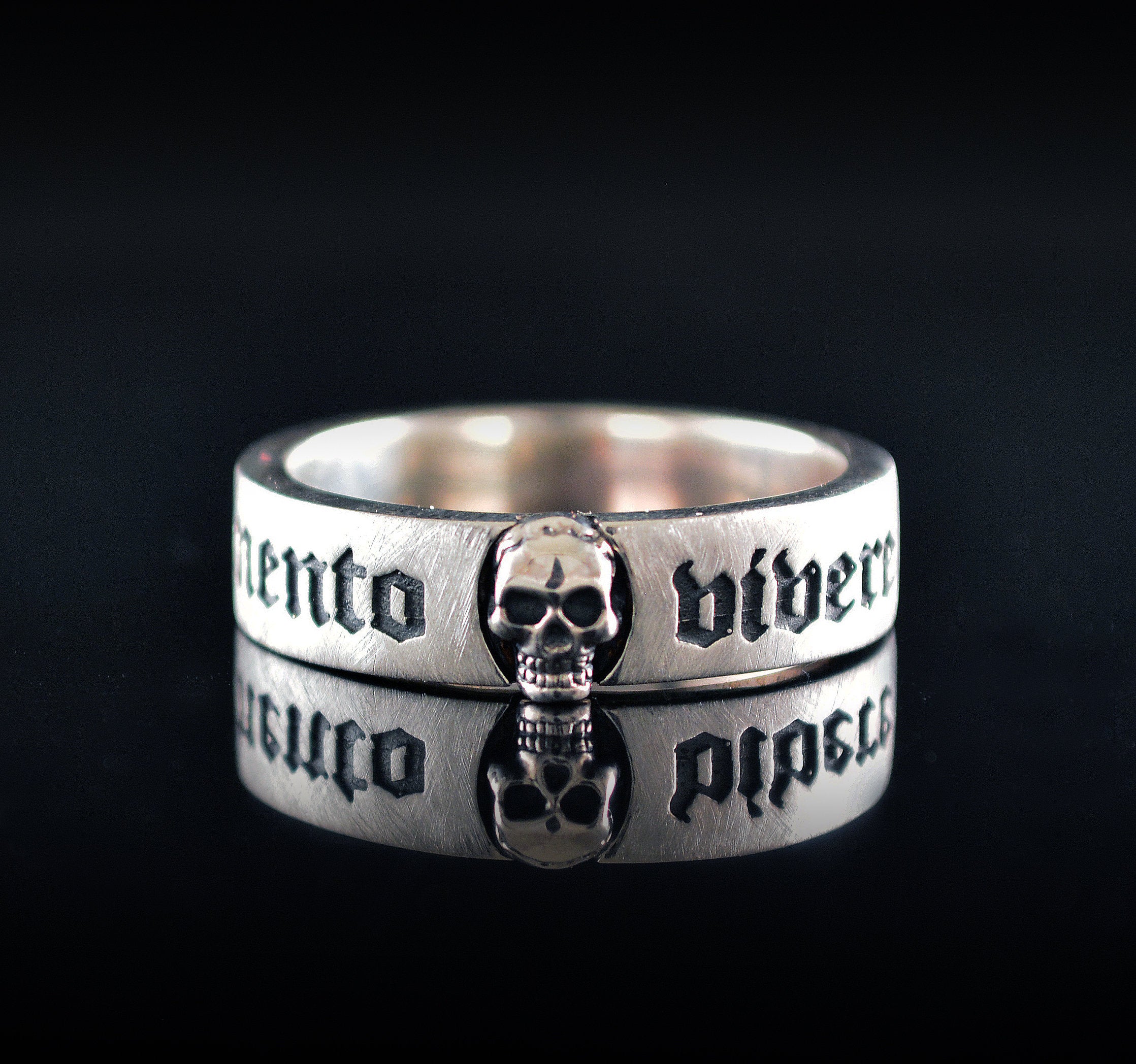 Anillos de compromiso discount rockeros