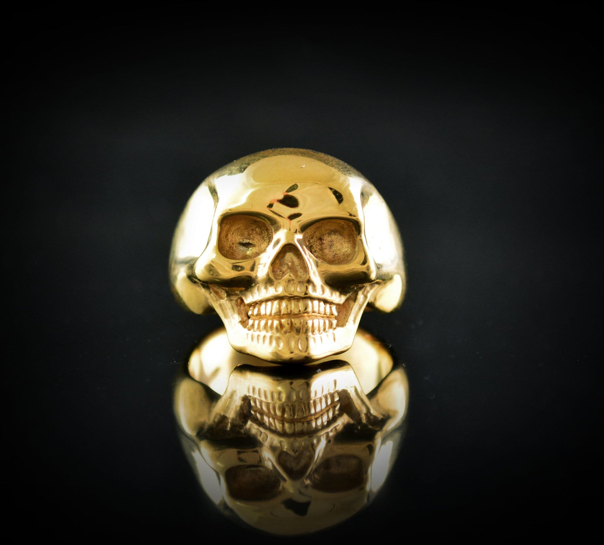 Anillo Calavera oro macizo de10k, 14k o 18k, Anillo calavera hombre, Joyería Rock and Roll, Joyería para Hombre, Hecho a mano, Memento Mori - D´Cast