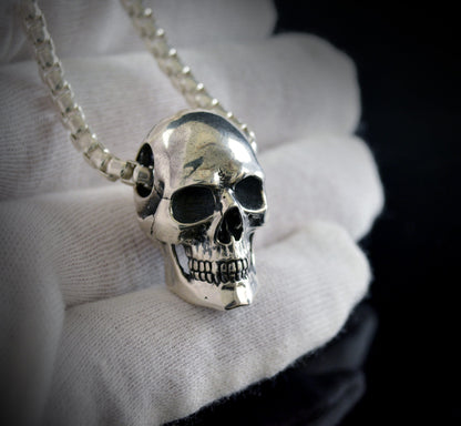 Colgante calavera completa realista de plata, Colgante Memento Mori, Calavera humana collar - D´Cast