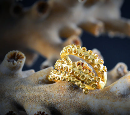 Anillo tentáculos pulpo chapado en oro 22k sobre plata 925y, Anillo ajustable tentáculos , Joyería del mar - D´Cast