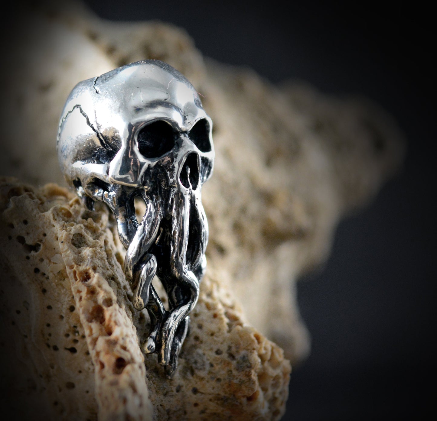 Anillo de barba de calavera con tentáculos, colgante de barba de Cthulhu - D´Cast