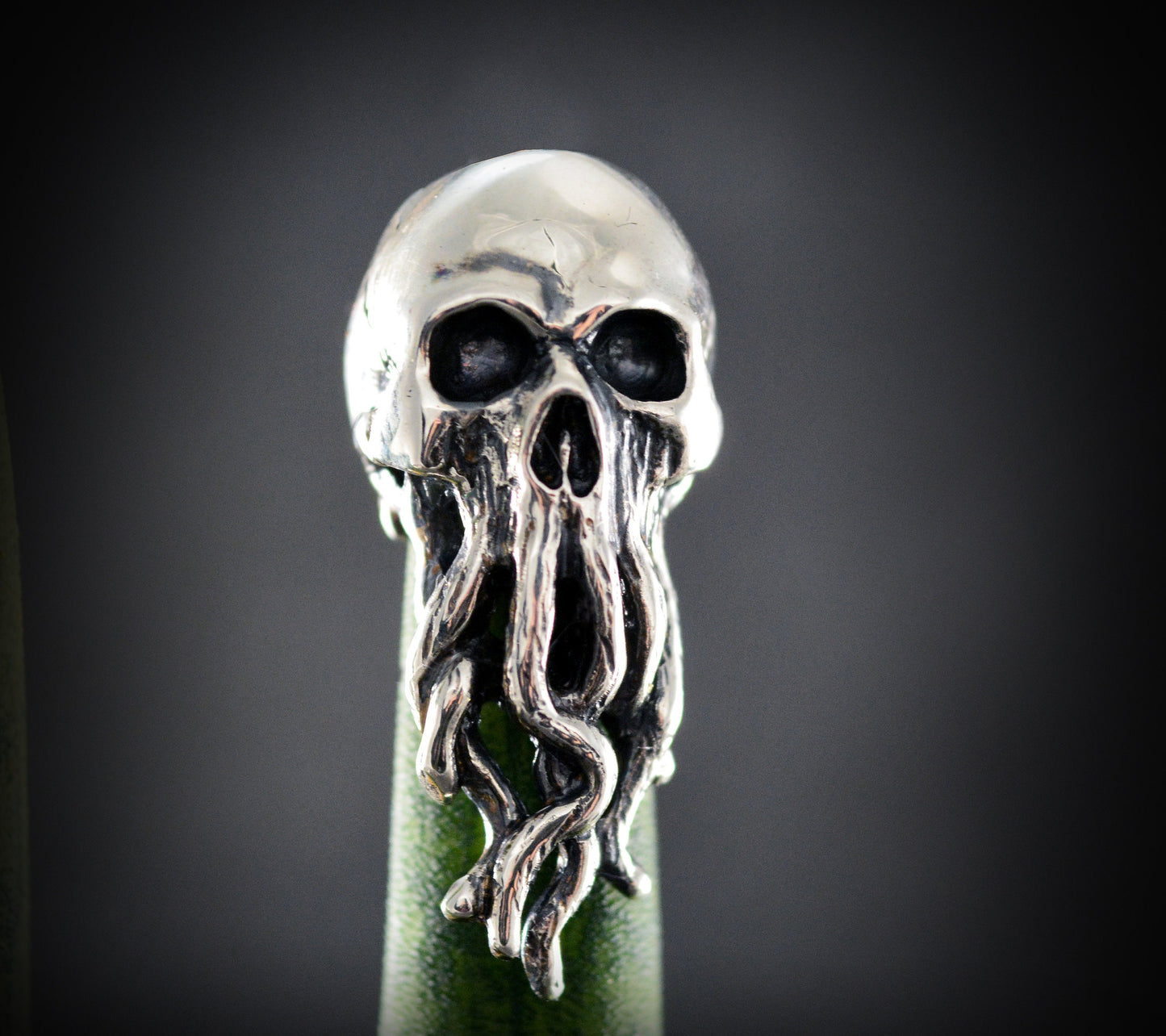 Anillo de barba de calavera con tentáculos, colgante de barba de Cthulhu - D´Cast