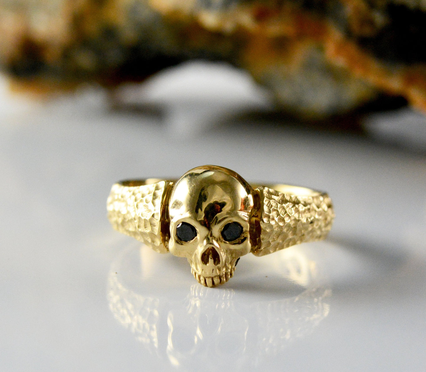 Anillo solitario calavera de oro, Anillo compromiso calavera oro , Anillo Memento mori, Anillo de bodas gótico - D´Cast