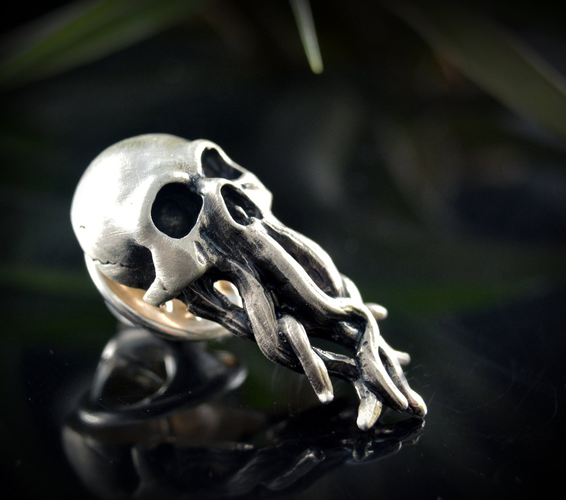 Pin Cthulhu hecho a mano en plata de ley, Broche calavera con tentáculos - D´Cast