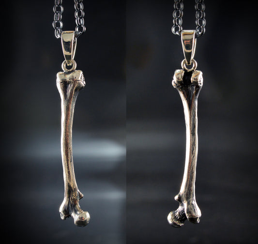 Colgante hueso femur de plata solida, Hueso humano realista collar, Calaveras y huesos - D´Cast