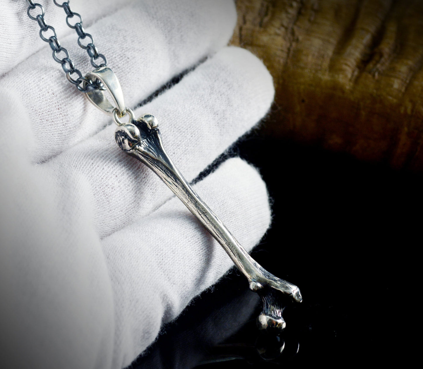 Colgante hueso femur de plata solida, Hueso humano realista collar, Calaveras y huesos - D´Cast