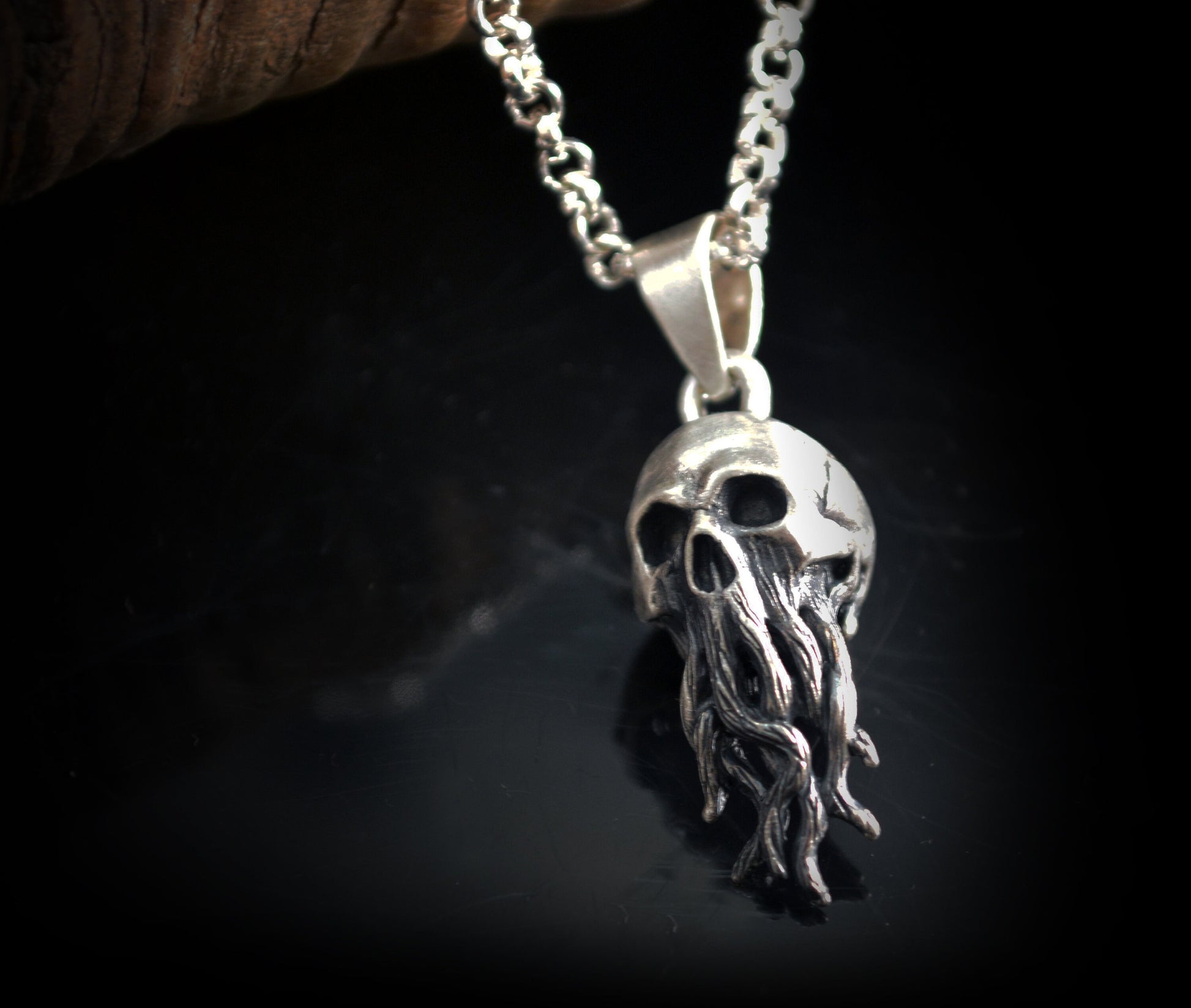 Colgante Cthulhu, Colgante plata calavera con tentáculos - D´Cast