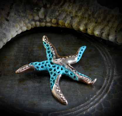 Handmade starfish pendant, Artistic bronze pendant and green or black patinas, Sea jewelry