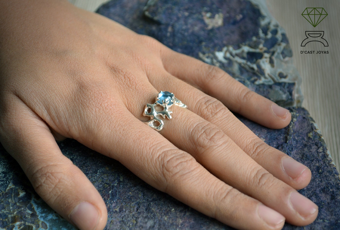 Anillo solitario plata Coral, Joyería del mar, Anillo artesanal - D´Cast