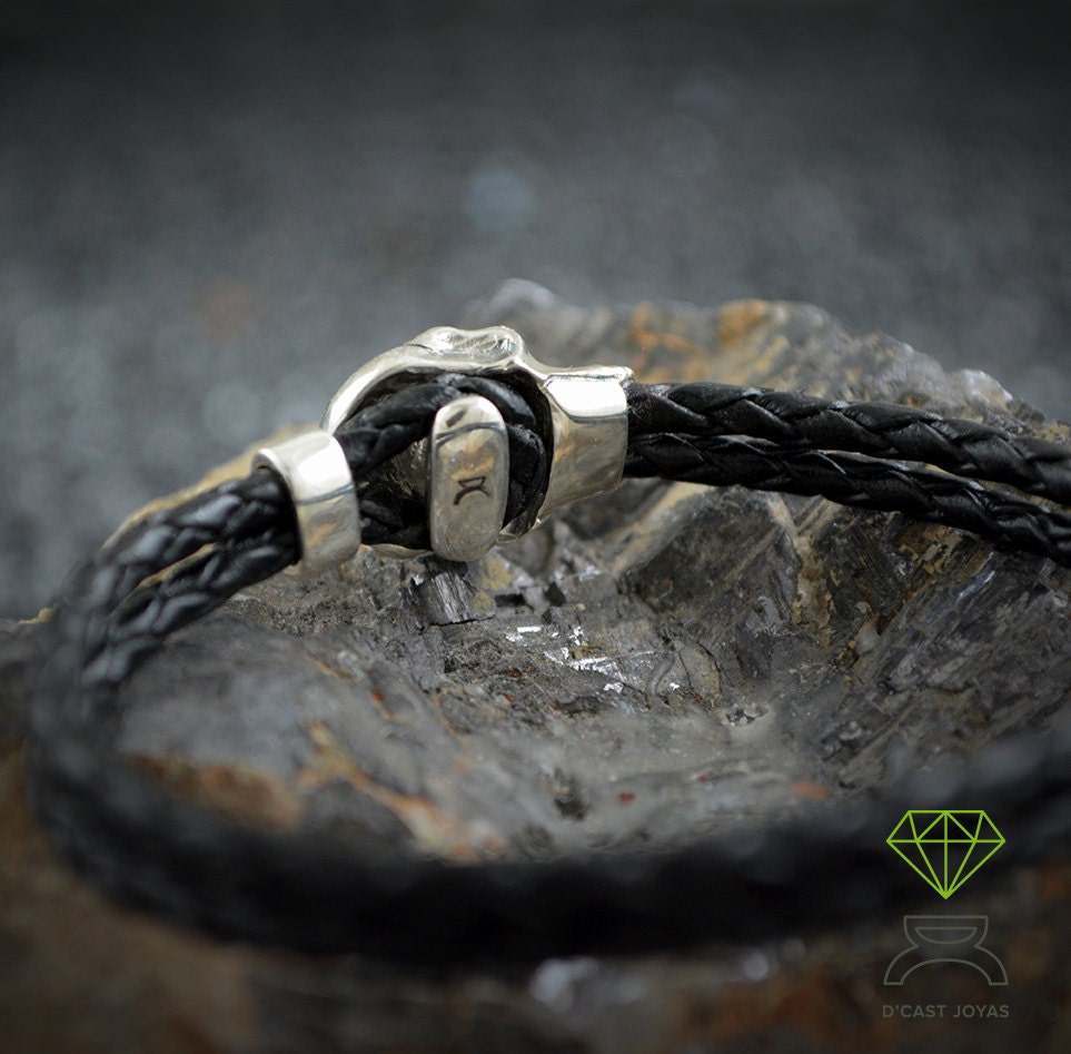 Brazalete calavera plata y cuero, Calavera pulsera hombre - D´Cast